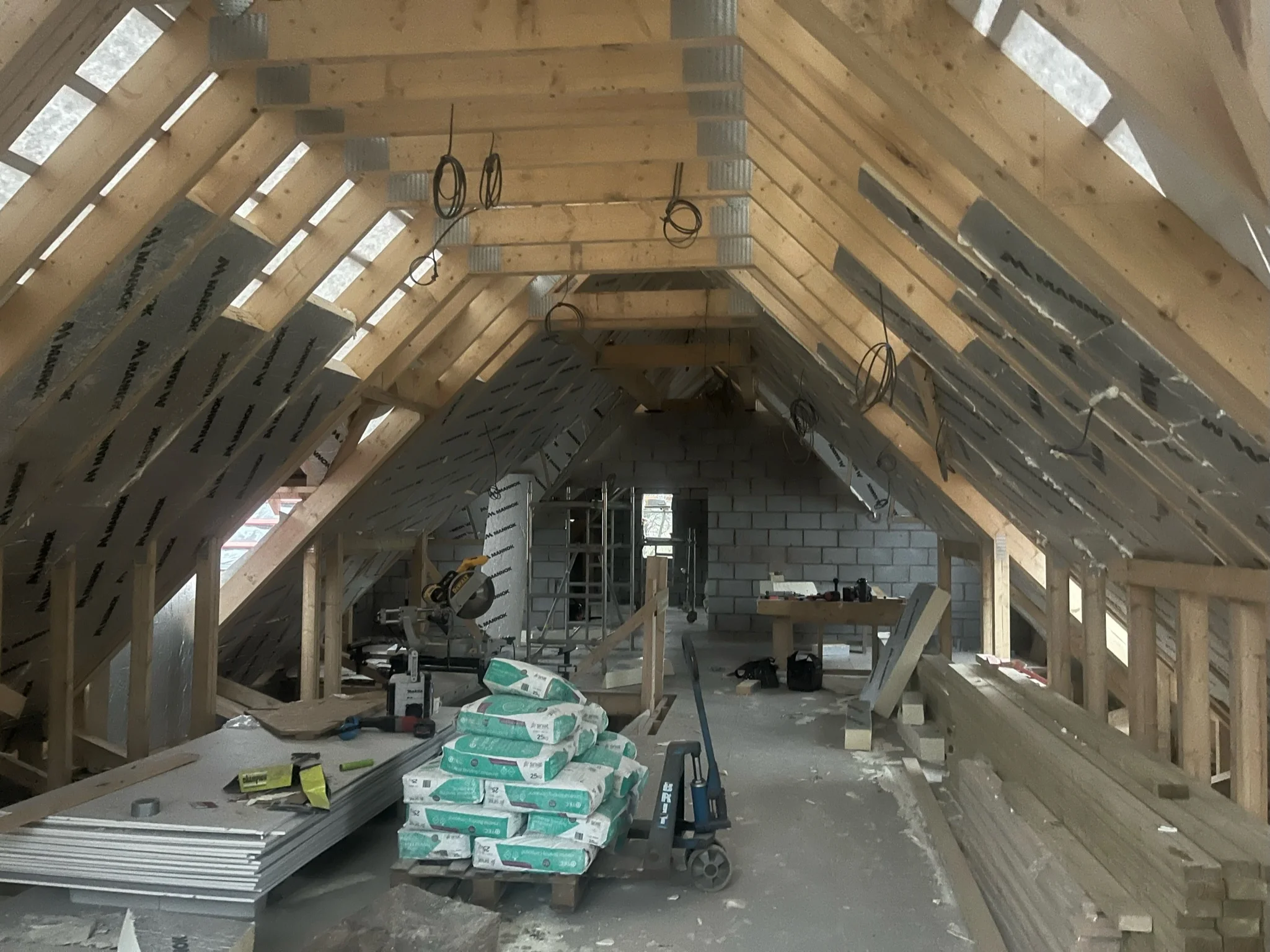 Carpentry & Building Service